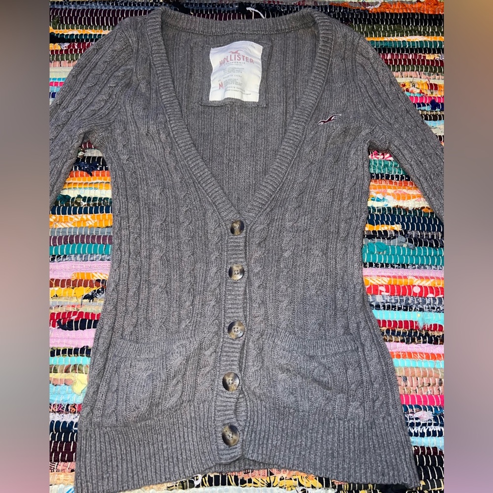 Hollister Gray Cardigan Sweater V-Neck Ribbed Knit
